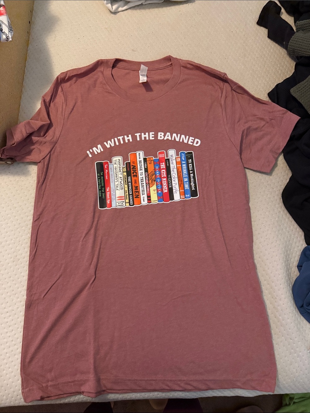Gildan Mauve Men's Short Sleeve 'I'm With The Banned' Graphic Tee